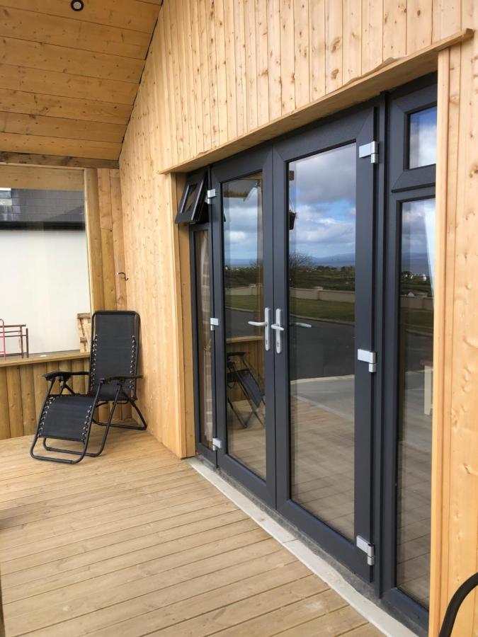 Foyle View Cabin กรีนแคสเซิล ภายนอก รูปภาพ